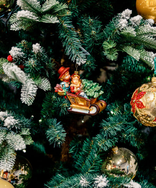 Komozja - Kolekcja Wiktoriańska - Dzieci na sankach  1k0a0596