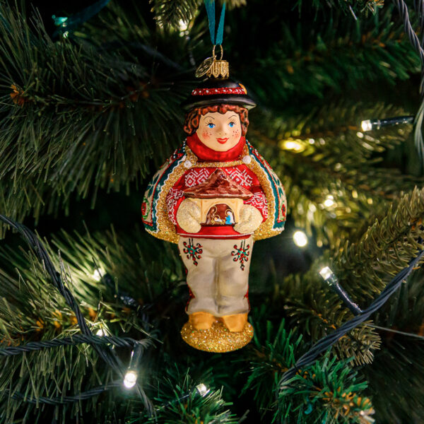 Polish Carolers - Boy with Nativity Scene 1k0a3815 1