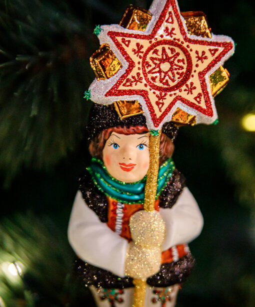 Polish Carolers - Star Boy  1k0a3837