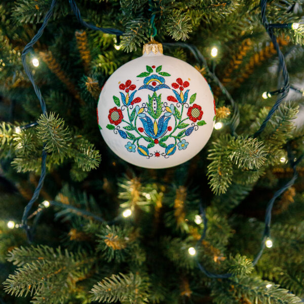 Kashubian Bouquet with Red Glitter 1k0a4328