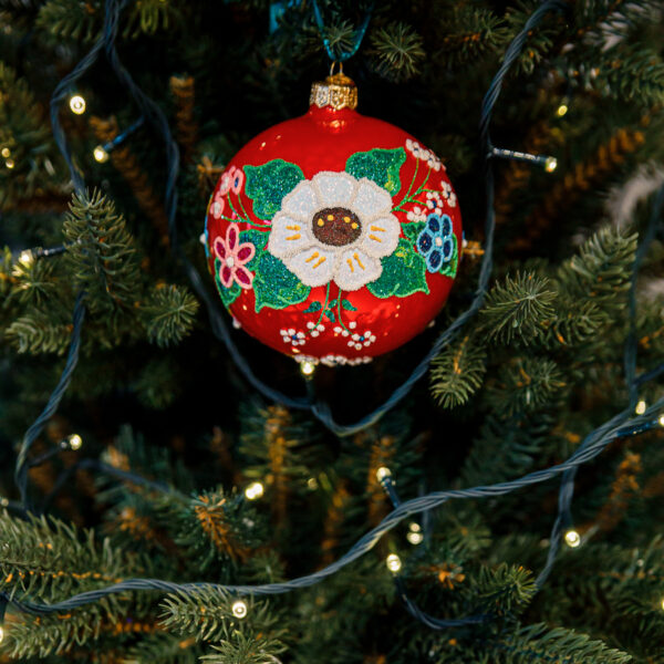 Lowicz bauble - red 1k0a4385