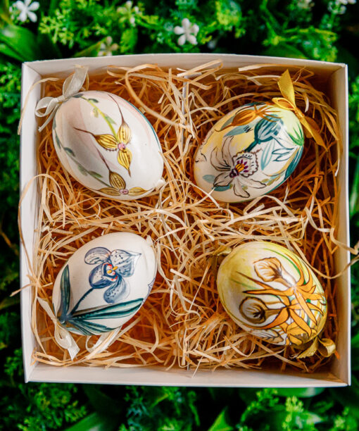 Set - Easter Eggs with beige orchids 1k0a7009