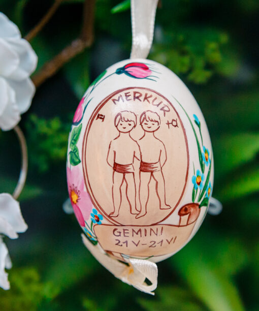 Pisanka ze znakiem zodiaku - Bliźnięta  1k0a7429
