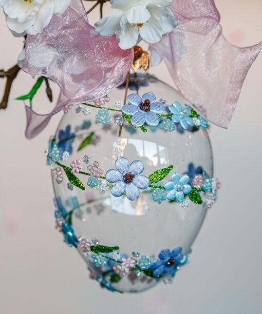 Garland egg - blue 1k0a7555