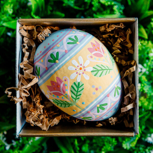 Easteregg in a box - pastel tulips 1k0a7626