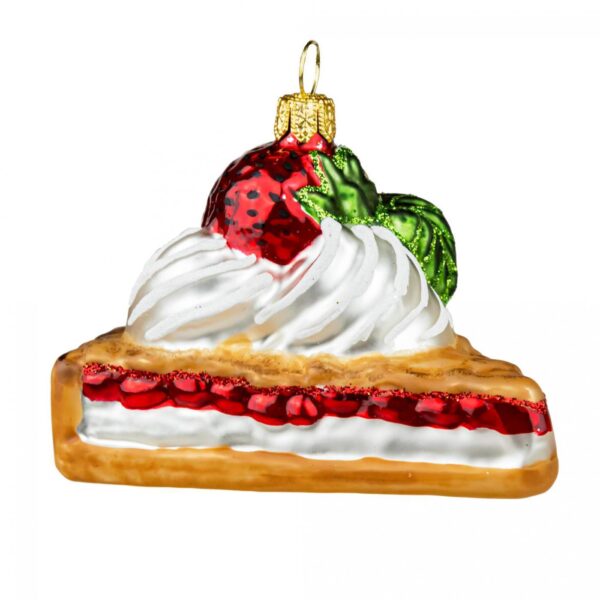 Strawberry cake 1k0a8301