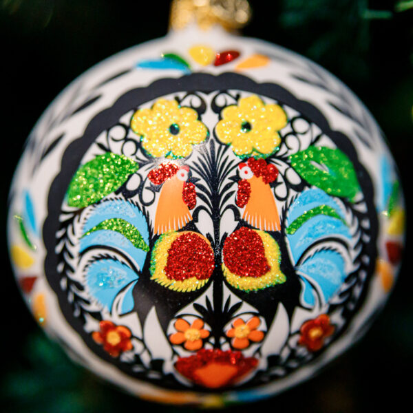 Łowicz - large roosters cutout 1k0a8620