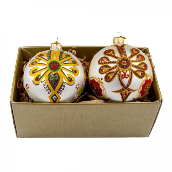 Set - Podhale embroidery in a gold box Img 2493