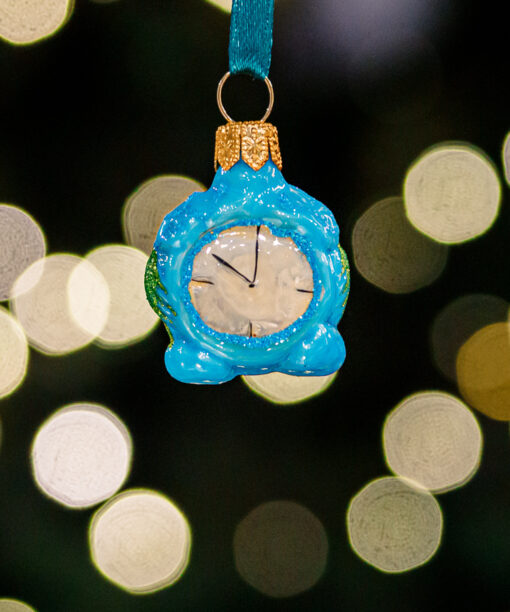 Mini - blue clock  1k0a3727