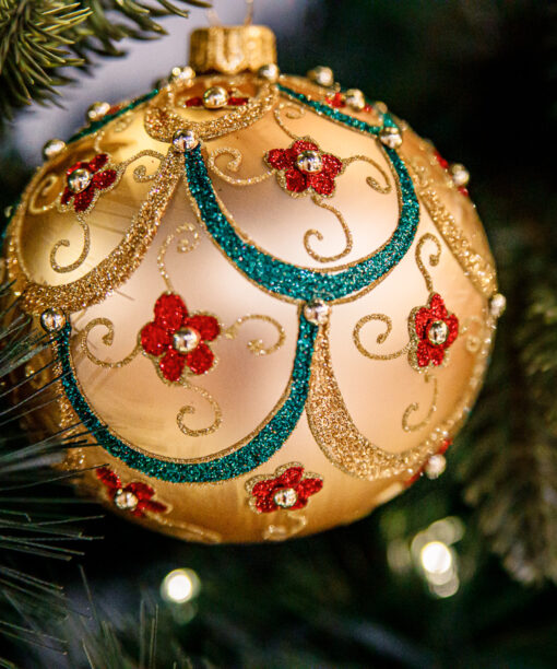 Floral lambrequin  1k0a3782