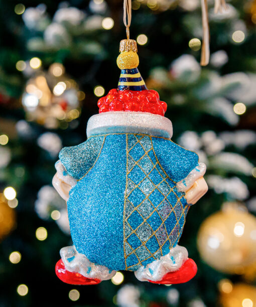 Clown with a bow 1k0a9850