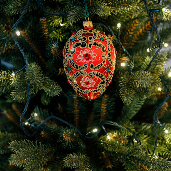 Red egg of Nicholas II of Romanov 1k0a4306