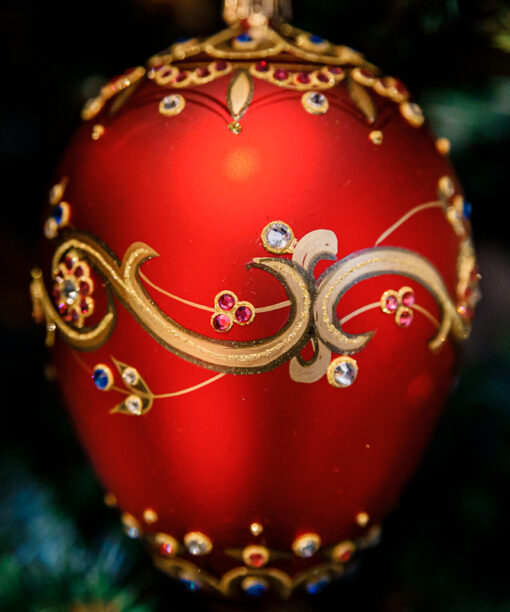 Anna Karenina's red egg  1k0a9756