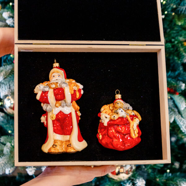 Set - Santa Claus and a sack of gifts 1k0a9938
