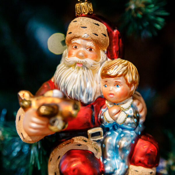 Victorian Collection - Santa Claus with a plane 1k0a8250