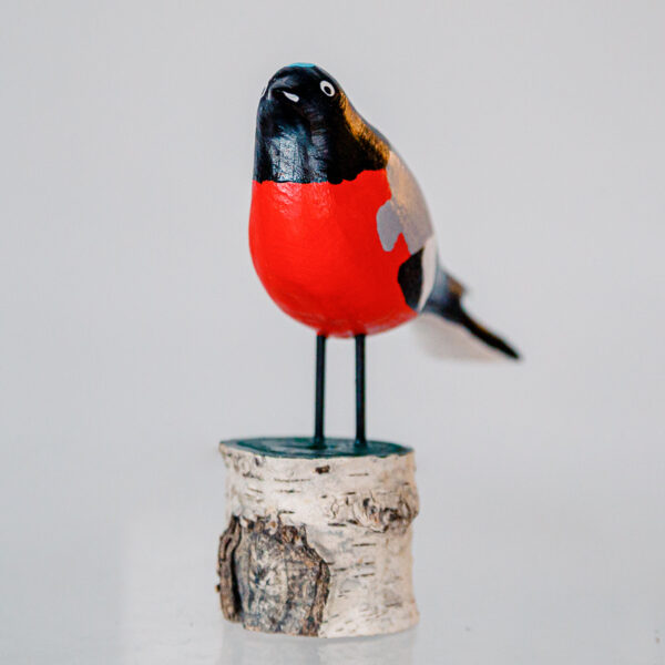 Red wooden bullfinch bird 1k0a6630