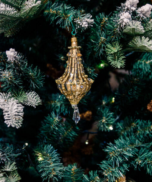 Golden chandelier  1k0a7834