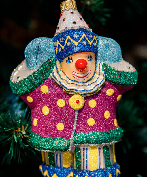 Leaping clown  1k0a9803