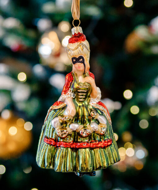 Porcelanowa dama - bombka  1k0a9830