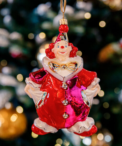 Pink clown with a bow  1k0a9882