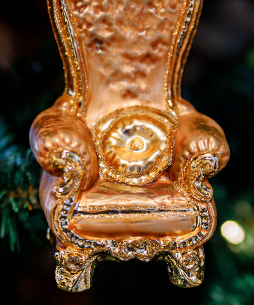 The golden-cream armchair for a lazy one  1k0a0555