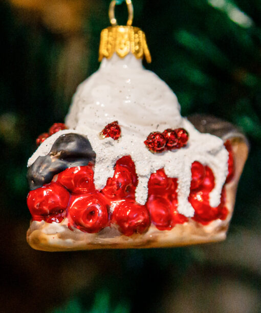 Cherry cake  1k0a3206