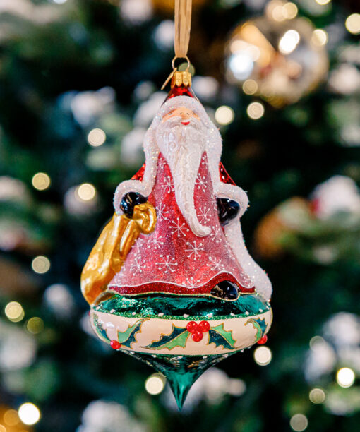 Santa Clouse with a bag  19 08 3