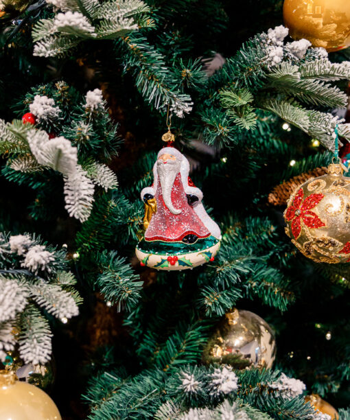 Santa Clouse with a bag  19 08 37