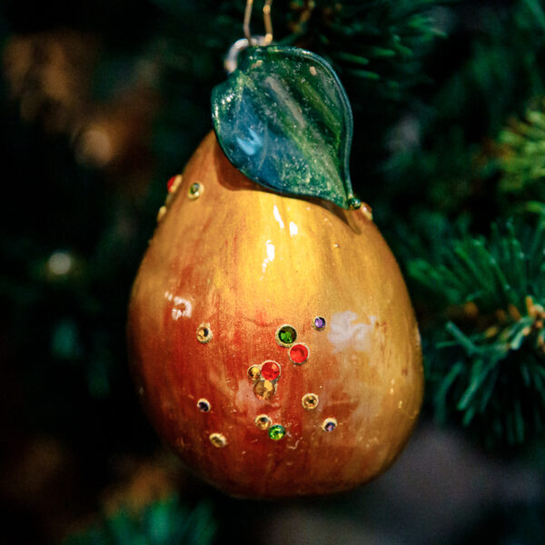 Juicy pear with diamonds 1k0a7930