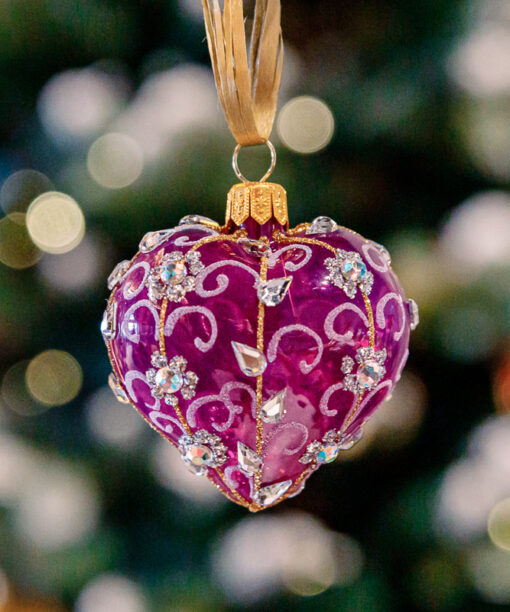 Heart - Violet crystals  1k0a3374