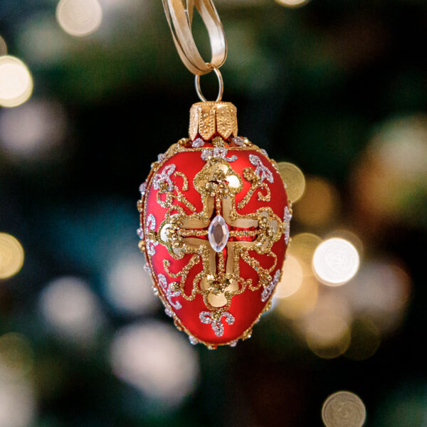 Mini Egg - Cross on red 1k0a3386