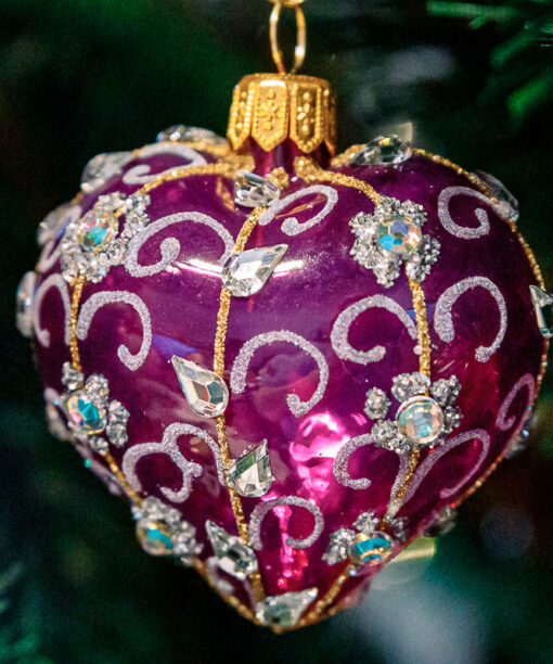 Heart - Violet crystals  1k0a3406