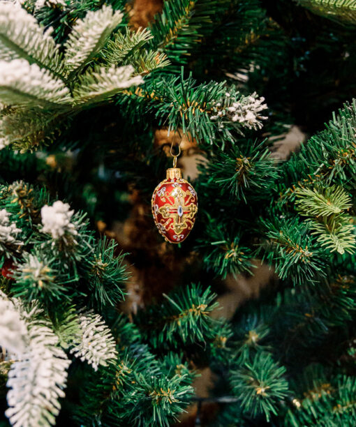 Mini Egg - Cross on red  1k0a3427