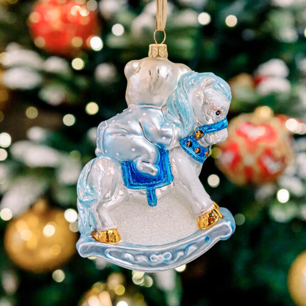 Boy's first christmas 1k0a3618