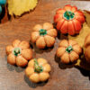 Ceramic small pumpkin 1k0a3712