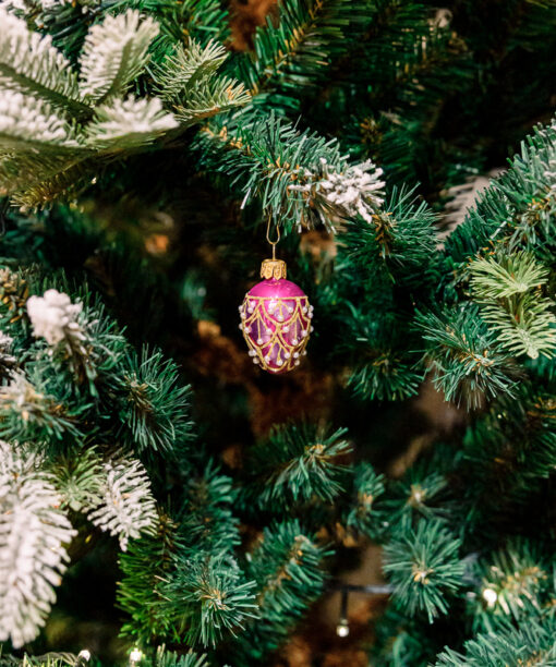 Mini Egg - Fuchsia with pearls  1k0a3775