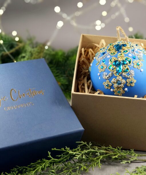 Turquoise with tiny flowers  0010 24709mgx 7 scaled