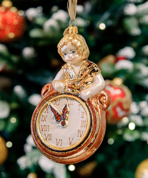 Clock with Herubink 1k0a5885