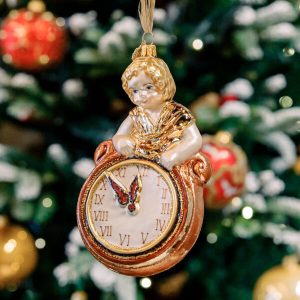 Clock with Herubink 1k0a5885