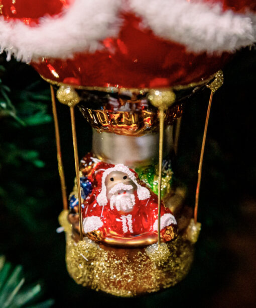 Santa's baloon  1k0a5928