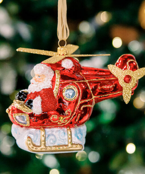 Santa Claus in a helicopter 1k0a6344