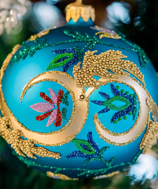 Bishop embroidery - matte turquoise  1k0a6628