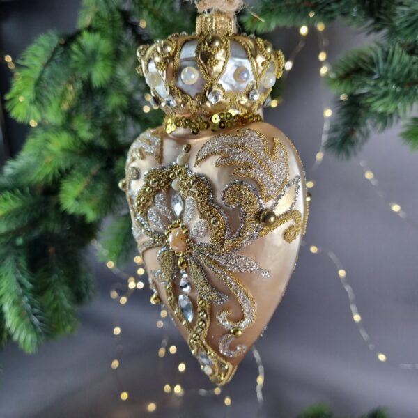 Royal heart - golden F1758 24460mgx 5 scaled