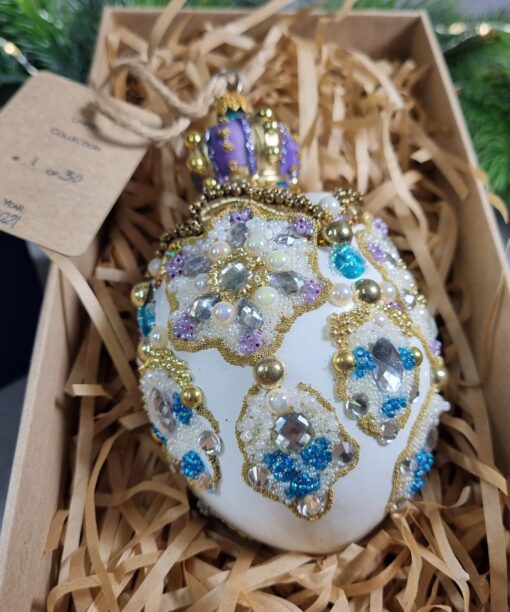 Royal egg - white  F1968 24512mgx 1 scaled