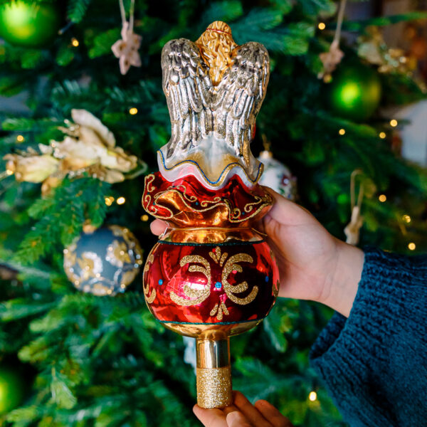 Archangel Gabriel tree top 1k0a7486