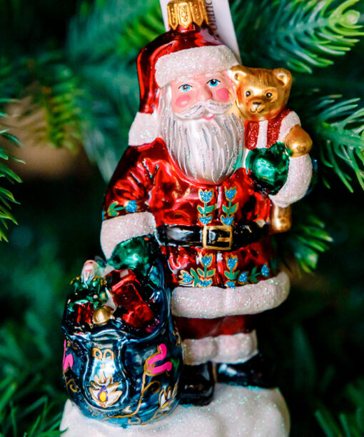 Santa with teddy bear and suck full of gifts 1k0a7519