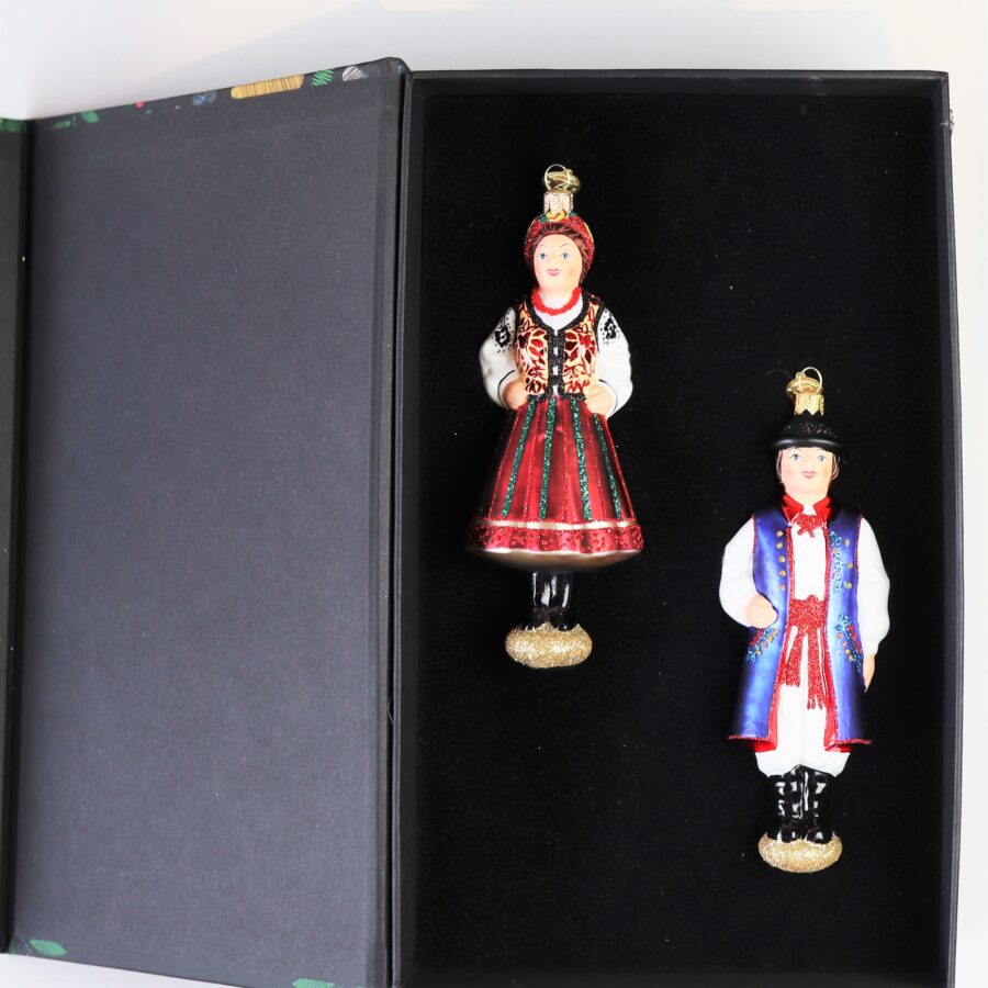 Stroje Regionalne - Para wilanowska w kwiatowym pudełku - Zestaw  Img 9736 scaled