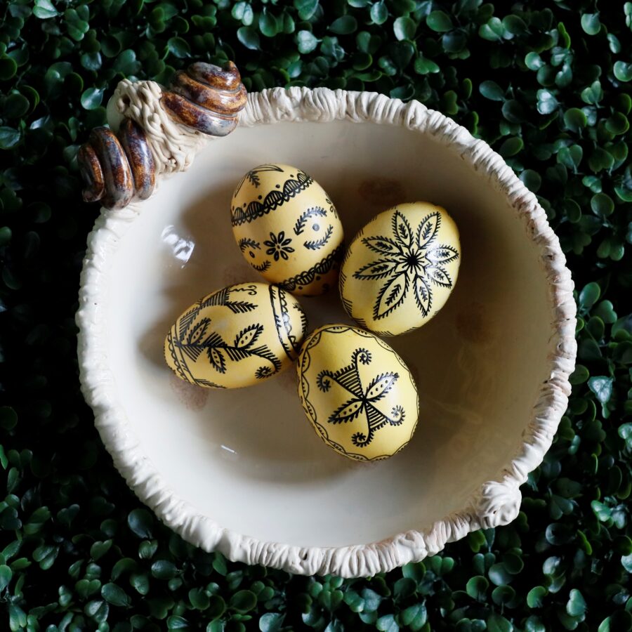 Goose Eggshell from Opoczno Brown Easter egg from Opoczno in a