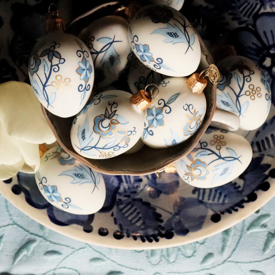 Mini jajko - Kaszubskie dzwonki na bieli  Mg 2180