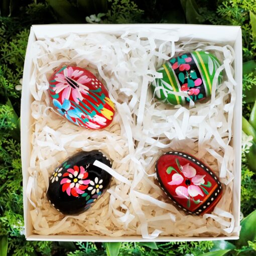 Set of wooden Easter eggs - Flowers Mg 2377 scaled